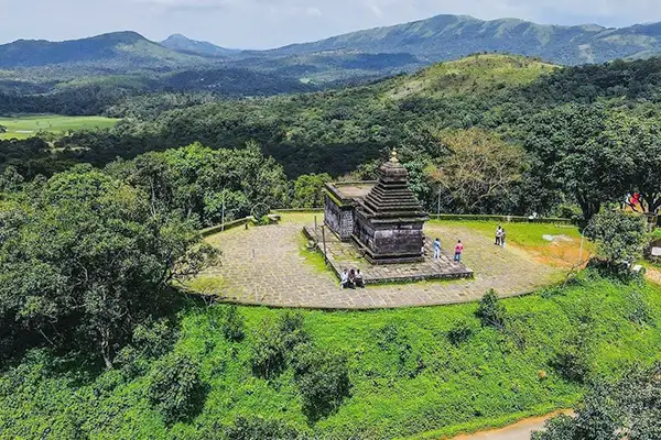 pandavar gudda hill temple